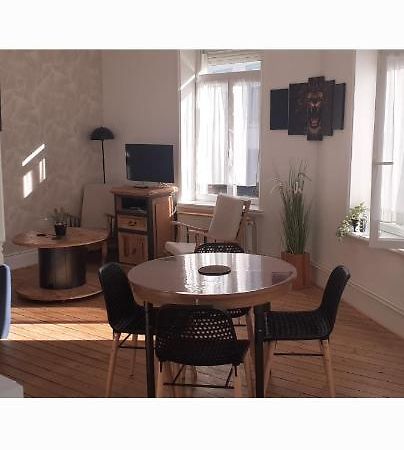 Studio 30 m2 refait à neuf idéalement situé centre ville et plage Wimereux Esterno foto