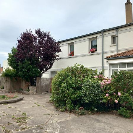 Studio 30 m2 refait à neuf idéalement situé centre ville et plage Wimereux Esterno foto