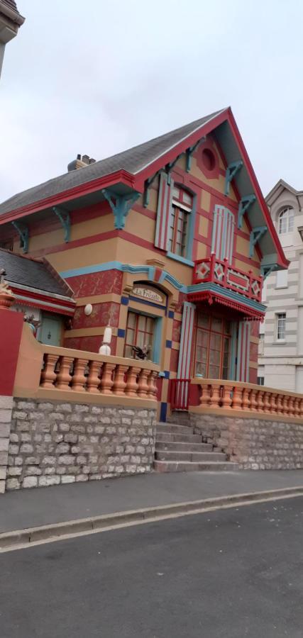 Studio 30 m2 refait à neuf idéalement situé centre ville et plage Wimereux Esterno foto