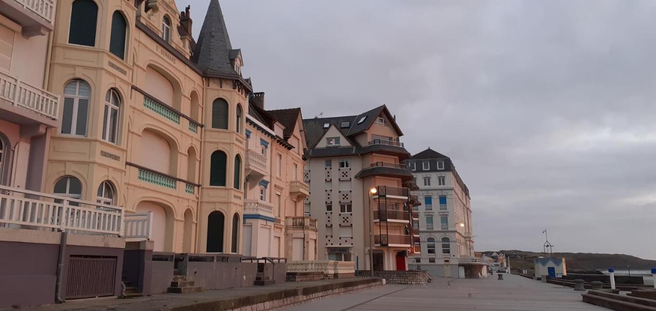 Studio 30 m2 refait à neuf idéalement situé centre ville et plage Wimereux Esterno foto