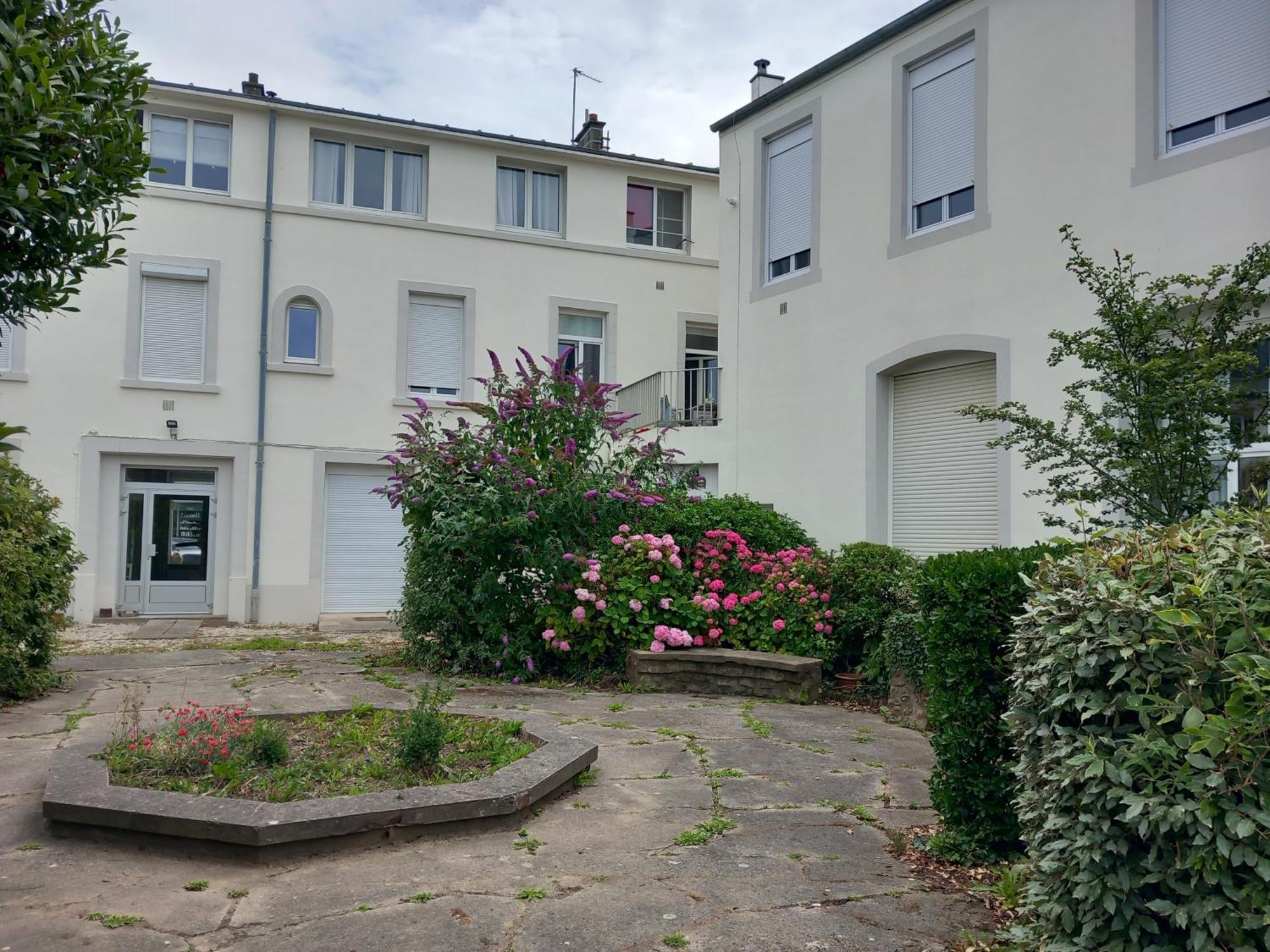Studio 30 m2 refait à neuf idéalement situé centre ville et plage Wimereux Esterno foto